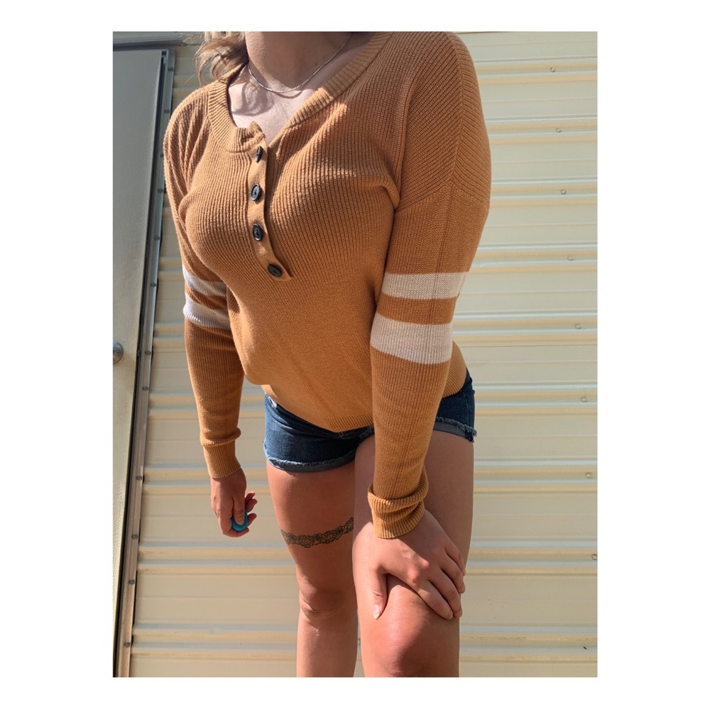American Eagle long sleeve